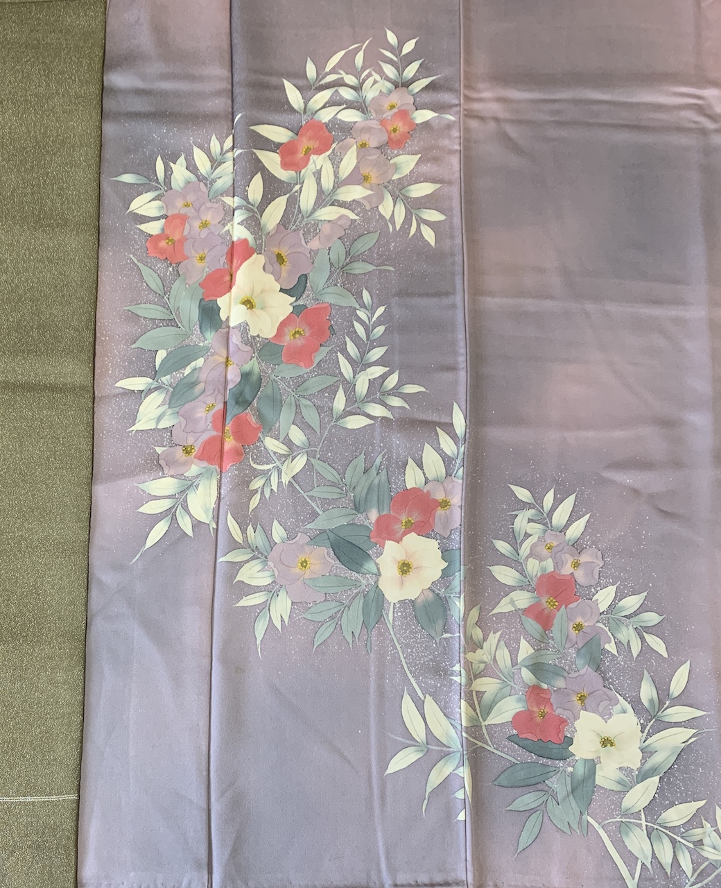 着なくなった着物を掛軸仕立て - 表具屋渡世 泣き笑い - 表装専門店耕